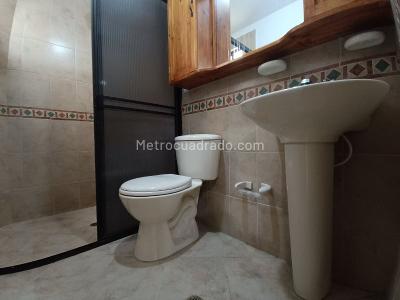 Apartamento de 3 alcobas en arriendo en Florida Nueva, Medellín, 90 m² · foto 11 de 11