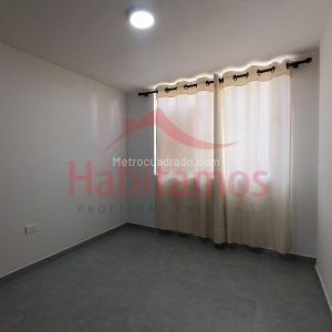 Apartamento de 3 alcobas en venta en Lorena, Medellín, 88 m² · foto 8 de 20