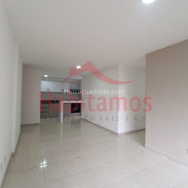 Luxury 3BR Apartment with City Views in El Poblado - 5