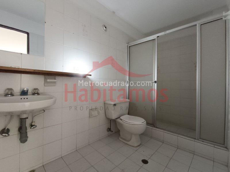 Casa Amplia de 4 Alcobas en Arriendo en Belén - 5