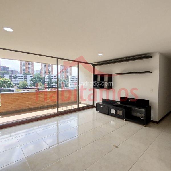 Apartamento Excepcional de 3 Alcobas en El Poblado - 3