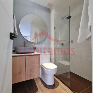 Apartamento de 2 alcobas en venta en El Poblado, Medellín, 130 m² · foto 10 de 20