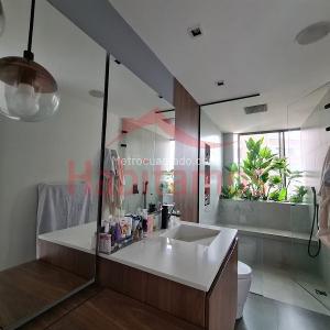 Apartamento de 2 alcobas en venta en El Poblado, Medellín, 130 m² · foto 15 de 20