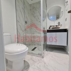 Apartamento de 2 alcobas en venta en Vereda Las Lomitas, Sabaneta, 77 m² · foto 13 de 18