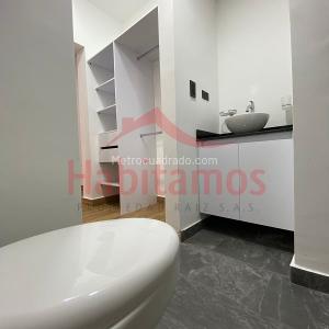 Apartamento en venta en Laureles, Medellín · foto 13 de 20