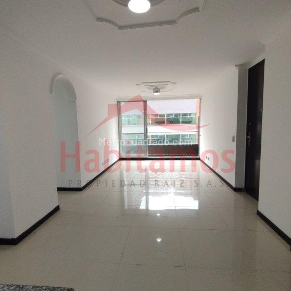 3BR Apartment for Rent in El Poblado (Ciudad del Río) - 4