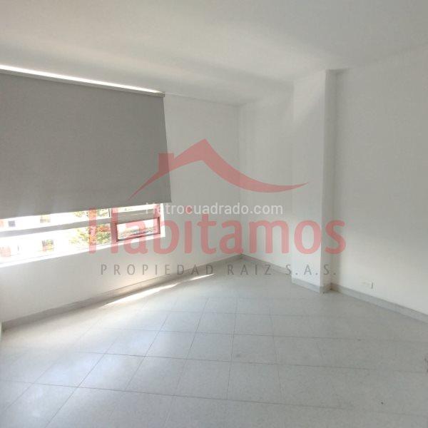 Apartamento Estiloso de 3 Alcobas con Gimnasio en El Poblado - 7