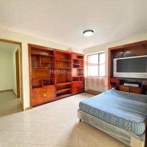 Apartamento en venta en La Candelaria, Medellín · foto 5 de 14