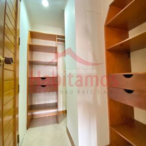 Apartamento en venta en La Candelaria, Medellín · foto 9 de 14