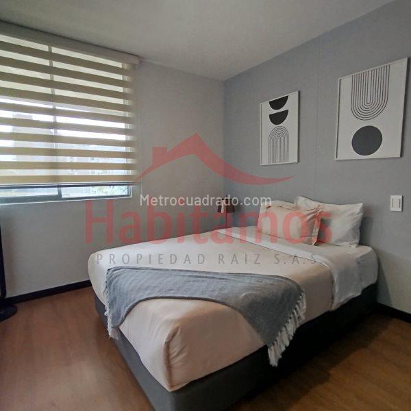 Apartamento de Lujo de 2 Alcobas con Piscina en Las Lomas - 6