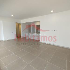 Apartamento de 3 alcobas en arriendo en El Poblado, Medellín, 140 m² · foto 4 de 20