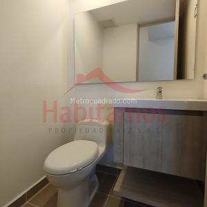 Apartamento de 3 alcobas en arriendo en El Poblado, Medellín, 140 m² · foto 8 de 20