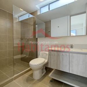 Apartamento de 3 alcobas en arriendo en El Poblado, Medellín, 140 m² · foto 10 de 20