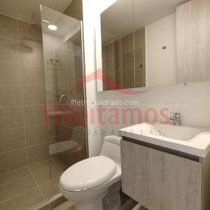 Apartamento de 3 alcobas en arriendo en El Poblado, Medellín, 140 m² · foto 16 de 20