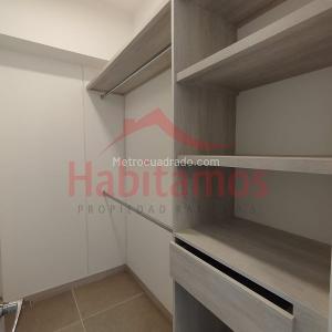 Apartamento de 3 alcobas en arriendo en El Poblado, Medellín, 140 m² · foto 19 de 20