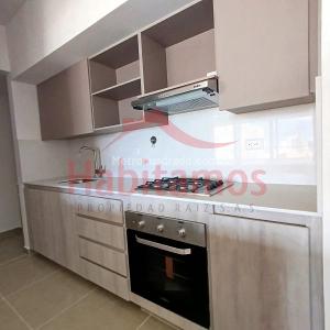 Apartamento de 3 alcobas en arriendo en El Poblado, Medellín, 140 m² · foto 2 de 20