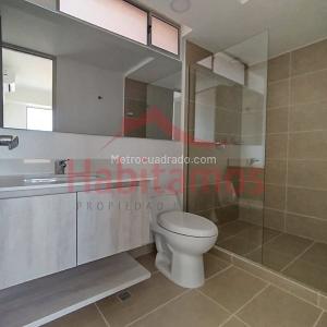 Apartamento de 3 alcobas en arriendo en El Poblado, Medellín, 140 m² · foto 9 de 20