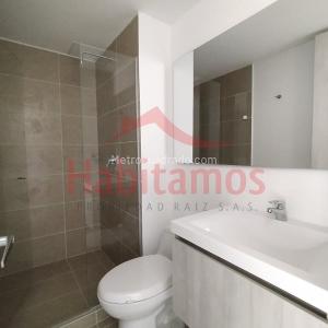 Apartamento de 3 alcobas en arriendo en El Poblado, Medellín, 140 m² · foto 17 de 20