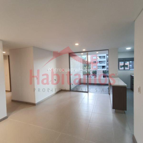 Apartamento moderno de 2 habitaciones con balcón en Loma de Los Mesa