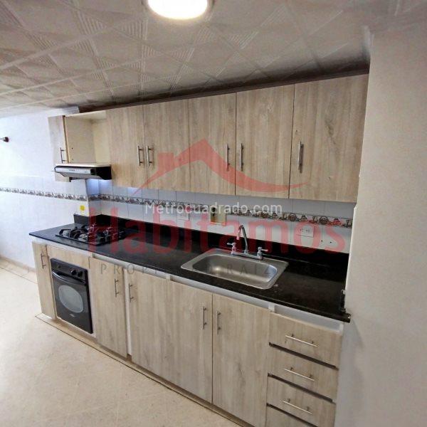 Modern 4BR Apartment with Pool in Otra Parte (Envigado) - 2