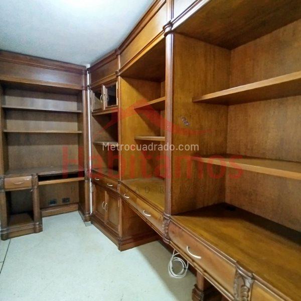 Modern 4BR Apartment with Pool in Otra Parte (Envigado) - 9