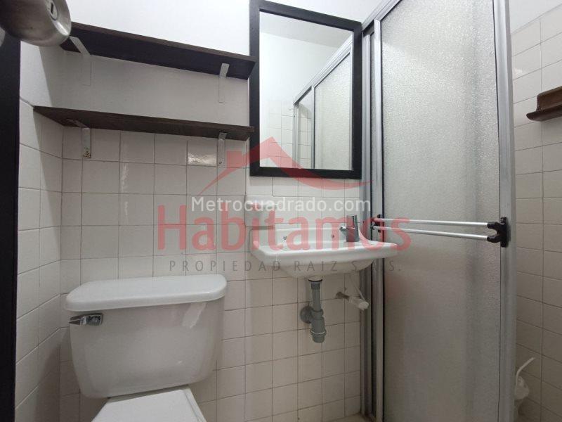 Casa Práctica de 4 Alcobas en Santa Mónica (Belén) - 5