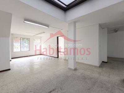 Casa de 4 alcobas en venta en Belen, Medellín, 241 m² · foto 11 de 20