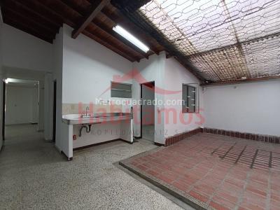 Casa de 4 alcobas en venta en Belen, Medellín, 241 m² · foto 18 de 20