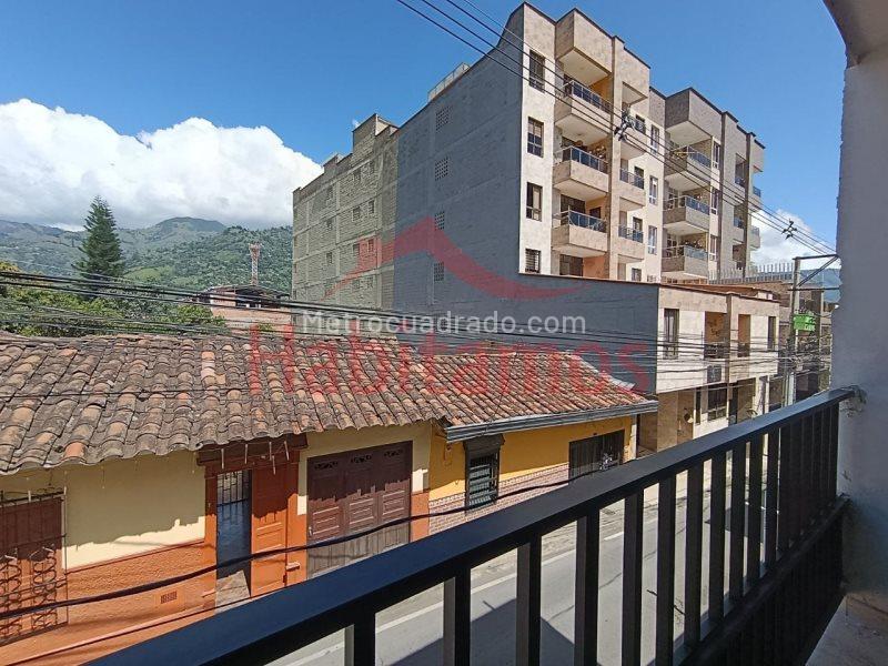3BR Apartment for Rent in Centro (65 m²) - 3