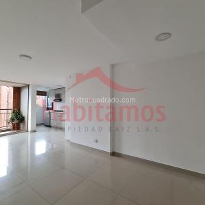 Apartamento de 3 alcobas en venta en El Poblado, Medellín, 85 m² · foto 3 de 20