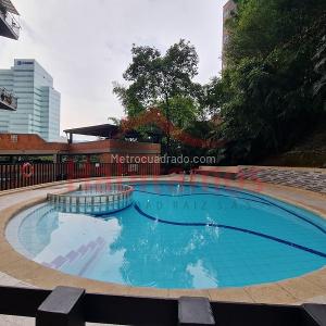 Apartamento de 3 alcobas en venta en El Poblado, Medellín, 85 m² · foto 19 de 20