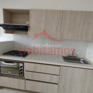 Apartamento en arriendo en Alto Bonito, Rionegro · foto 4 de 13