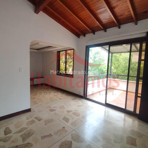 Casa con Encanto de 3 Alcobas en El Poblado - 3