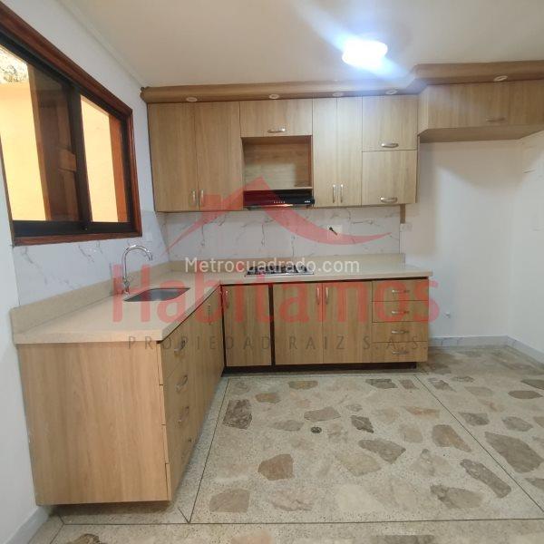 Casa con Encanto de 3 Alcobas en El Poblado - 5