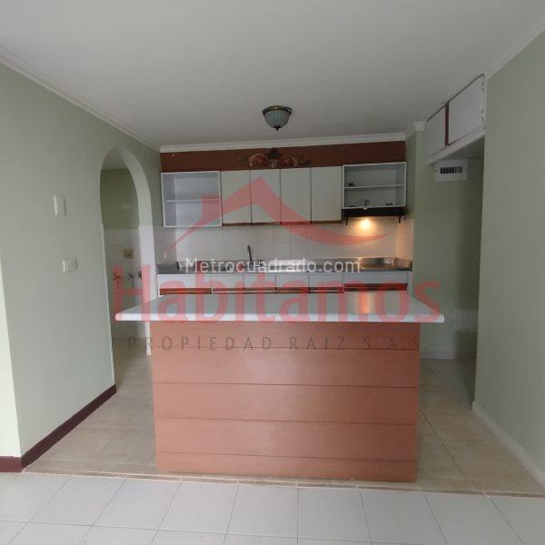 Apartamento Urbano de 2 Alcobas en El Poblado - 3