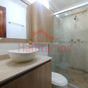 Casa de 3 alcobas en venta en El Poblado, Medellín, 200 m² · foto 12 de 20