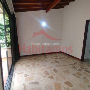 Casa de 3 alcobas en venta en El Poblado, Medellín, 200 m² · foto 14 de 20