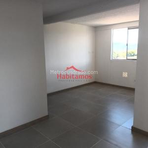 Apartamento de 2 alcobas en venta en Fontibon, Rionegro, 57 m² · foto 4 de 18