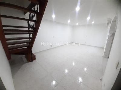 Apartamento en venta en Belen, Medellín · foto 2 de 13