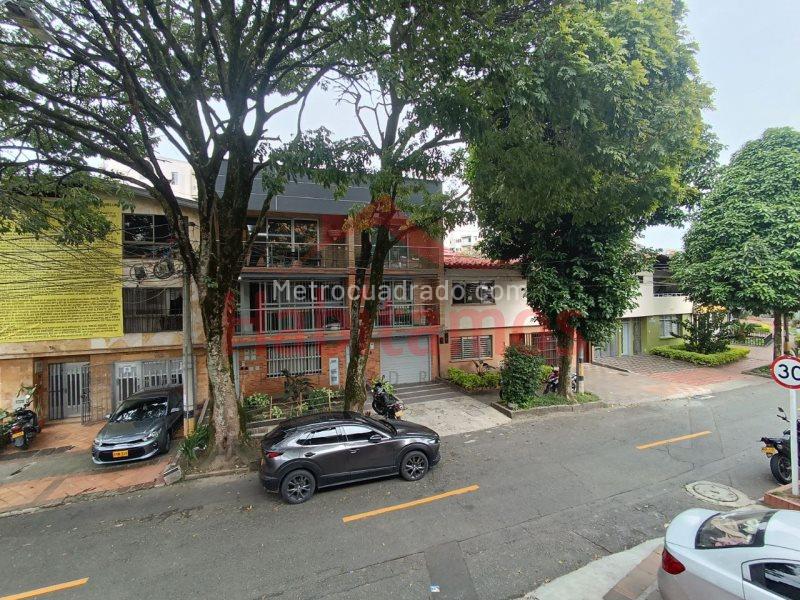Spacious 5BR House in Laureles - 7