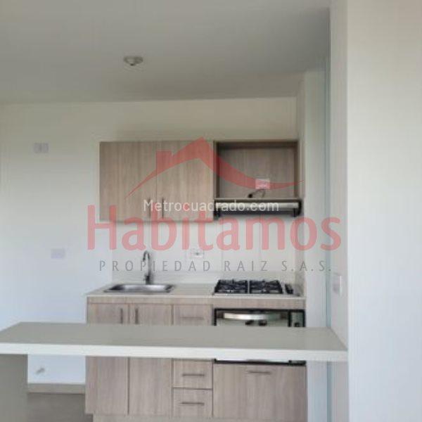 2BR Apartment in Fontibon (50 m²) - 2