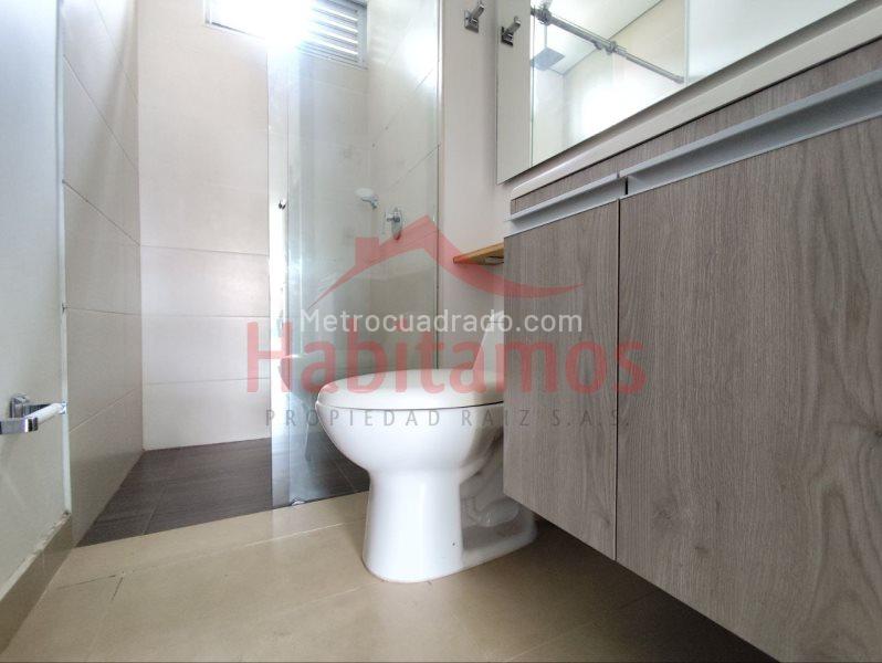 Apartamento moderno de 3 Alcobas en Florida Nueva - 8