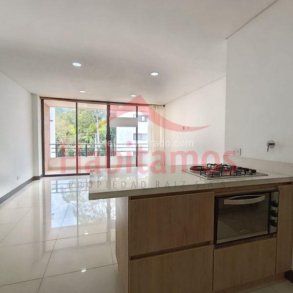 2BR Apartment in El Plan (66 m²) - 4