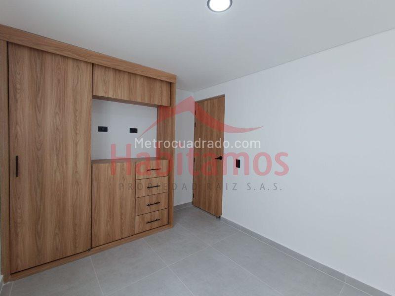 Apartamento Luminoso de 2 Alcobas en Laureles - 6