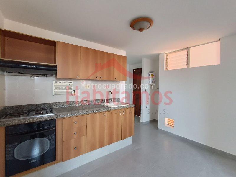 Charming 3BR Apartment in Laureles - 3
