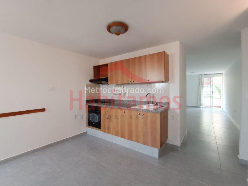 Charming 3BR Apartment in Laureles - 5