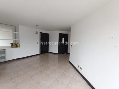 Apartamento de 3 alcobas en arriendo en El Poblado, Medellín, 86 m² · foto 3 de 18