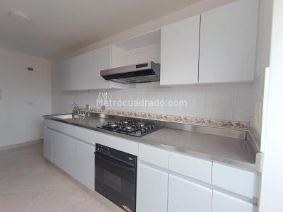 Apartamento de 3 alcobas en arriendo en El Poblado, Medellín, 86 m² · foto 6 de 18