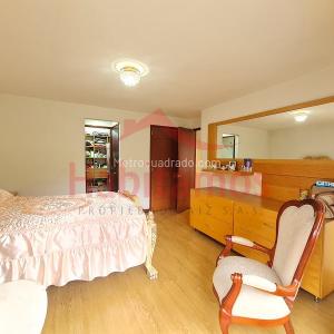Apartamento de 3 alcobas en venta en El Poblado, Medellín, 156 m² · foto 9 de 18