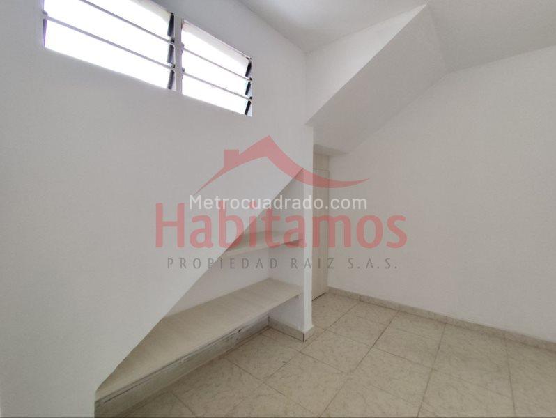 Functional 5BR House in Belen - 3